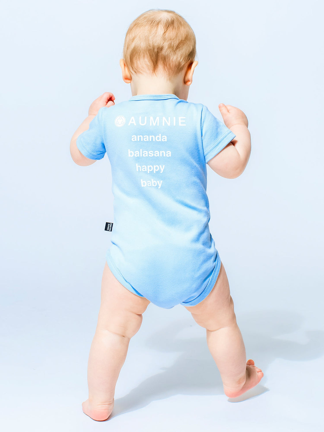 AUMkids HAPPY BABY SHORT SLEEVE ONESIE + BIB SET, SKY