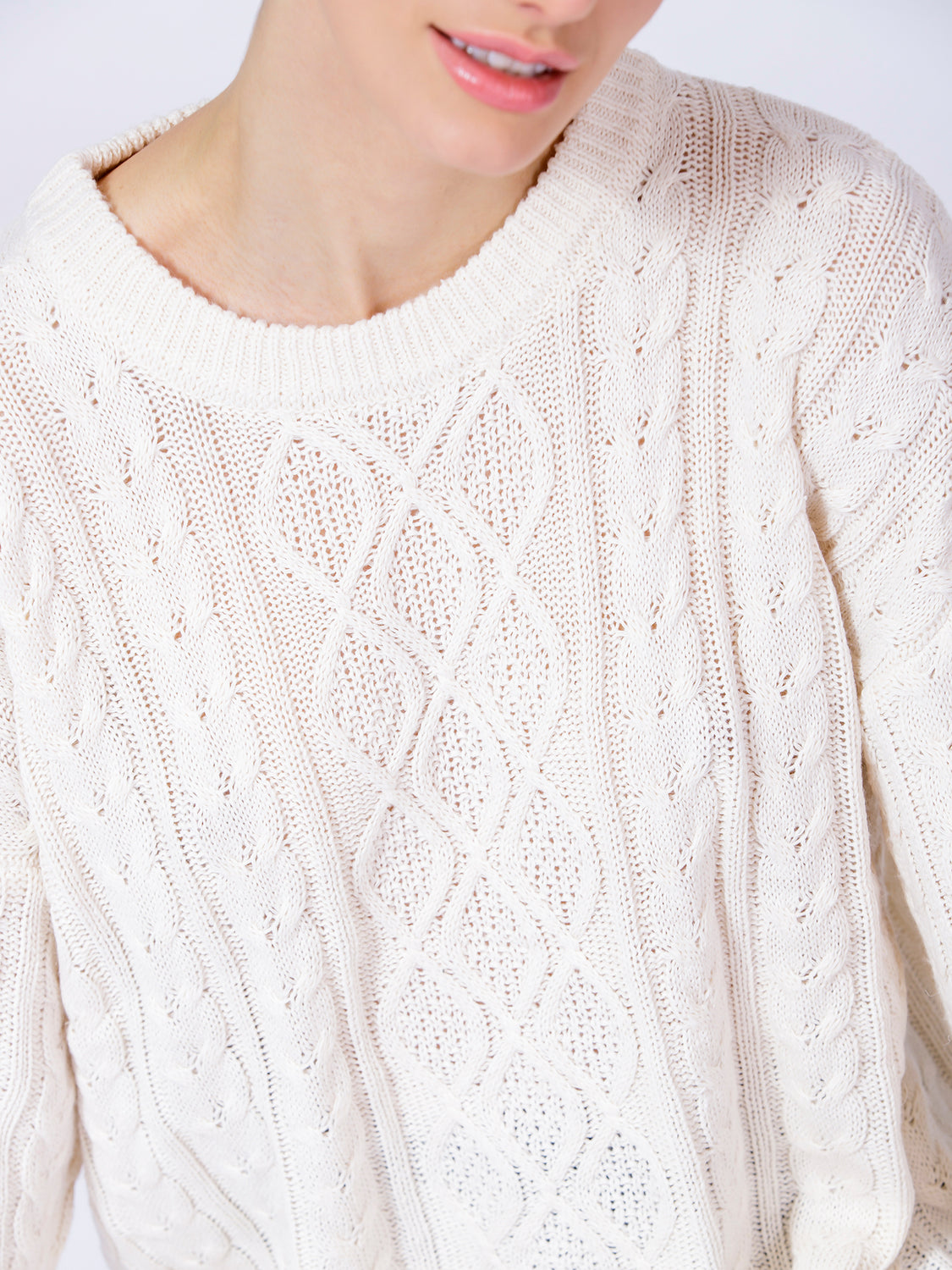 OVERSIZED CABLE KNIT SWEATER, CREAM