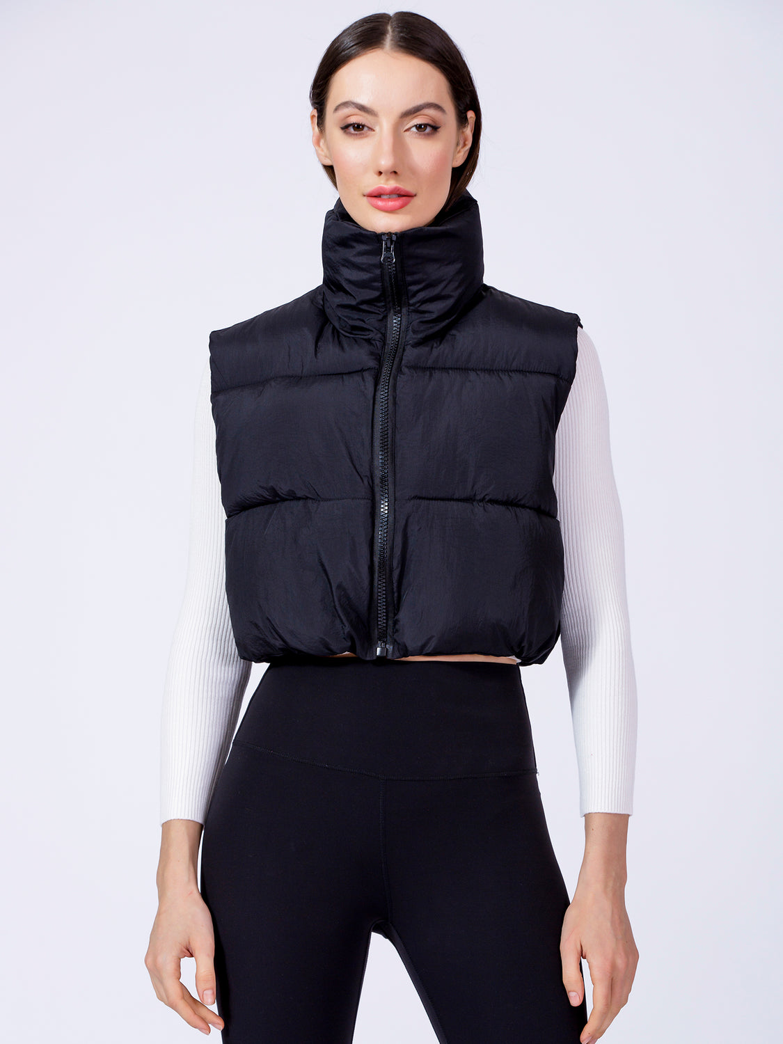 CROPPED PUFFER VEST, BLACK