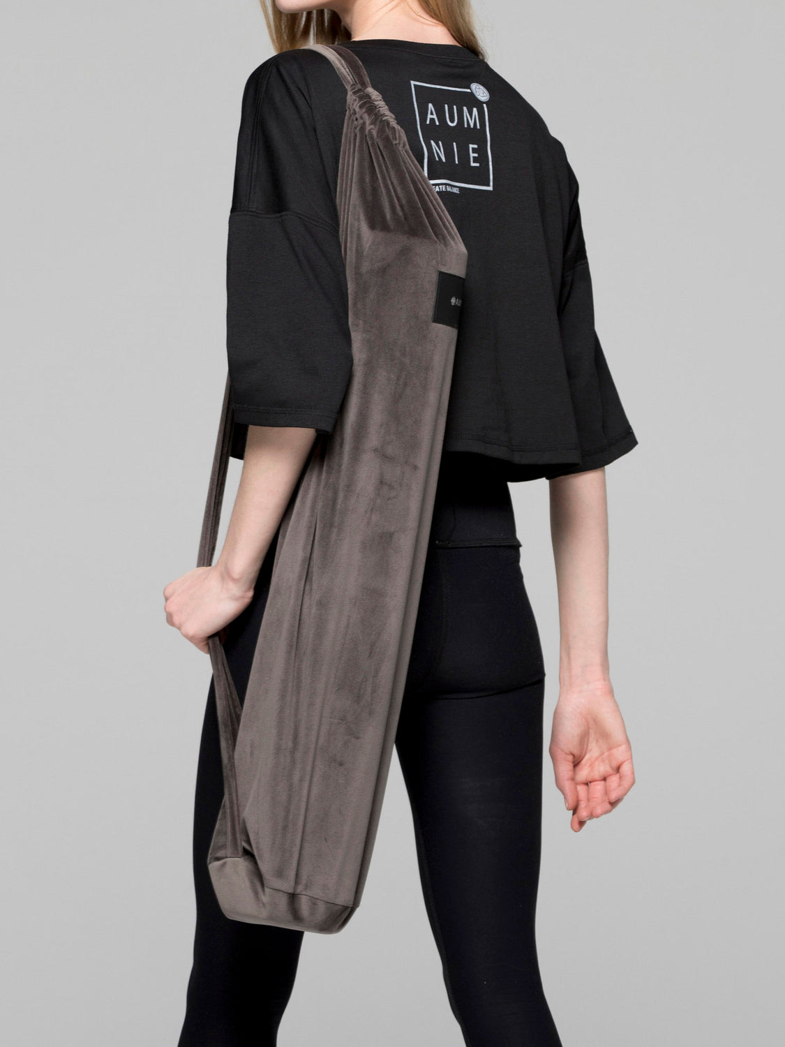 VELOUR YOGA BAG, GREY