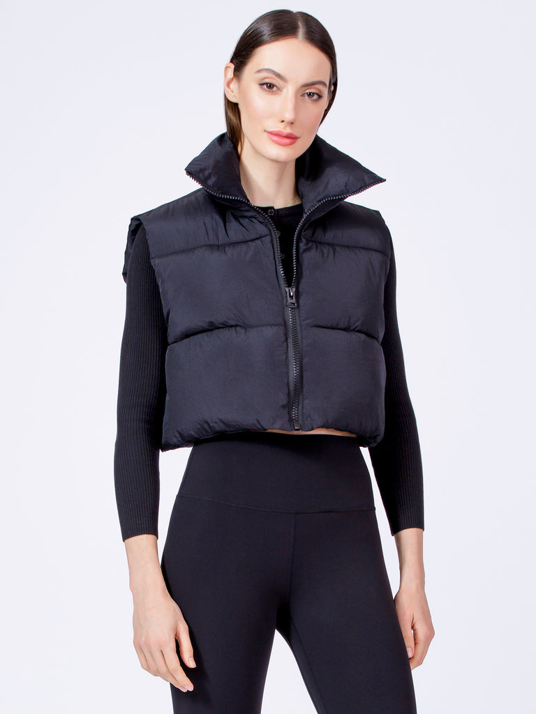 CROPPED PUFFER VEST, BLACK