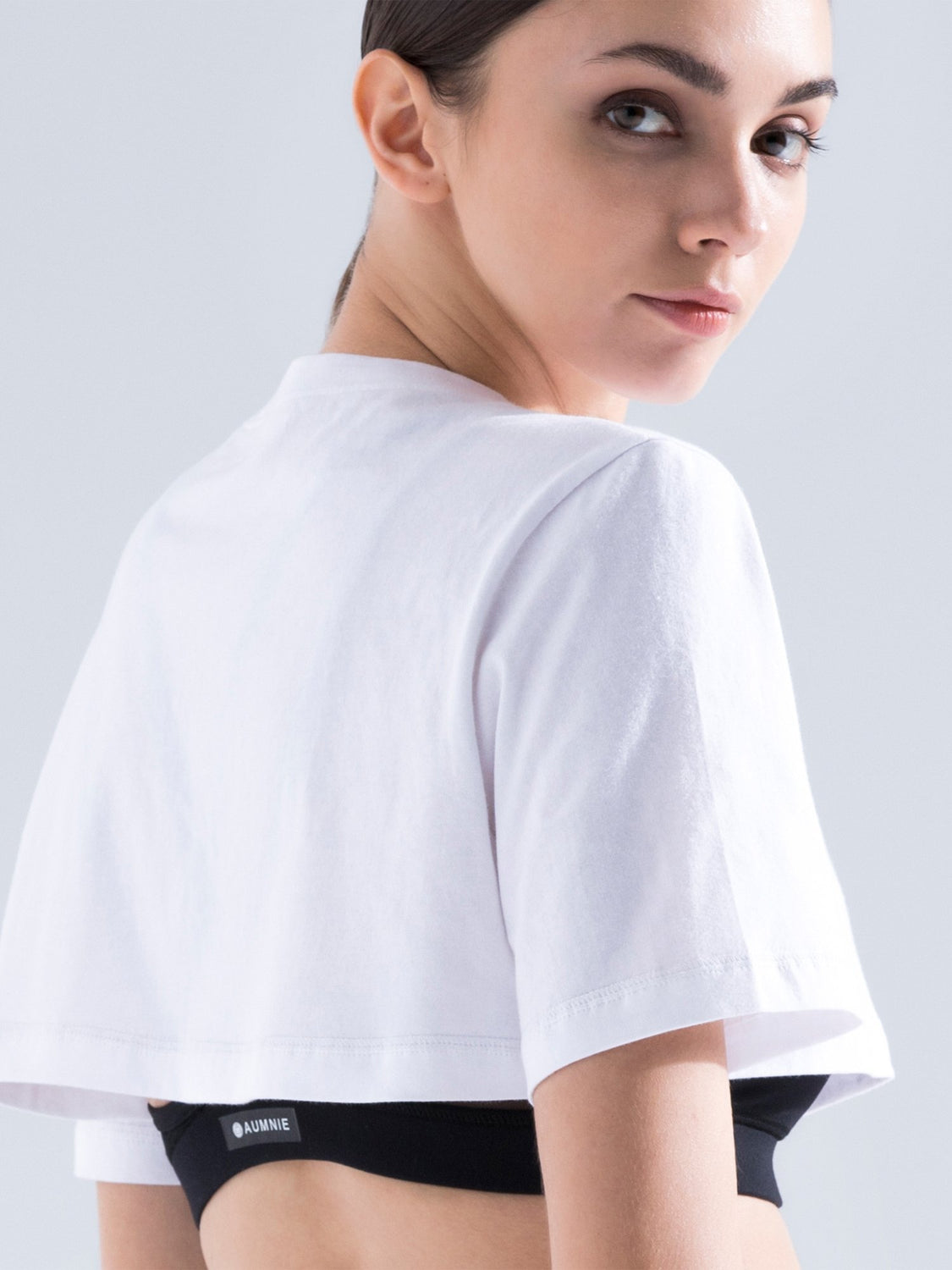 HIGH CROPPED LOGO TEE, WHITE